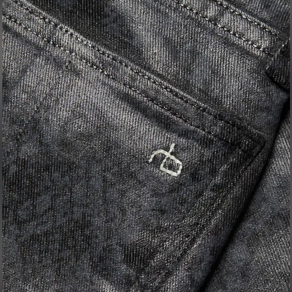 RAG & BONE
Nina High-Rise Cigarette Jeans in Snake Print - Picture 16 of 16